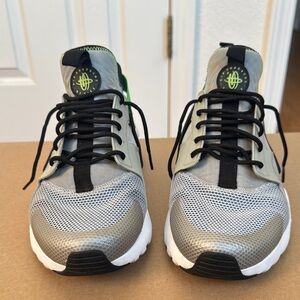 Nike Gray and Black Athletic Shoes